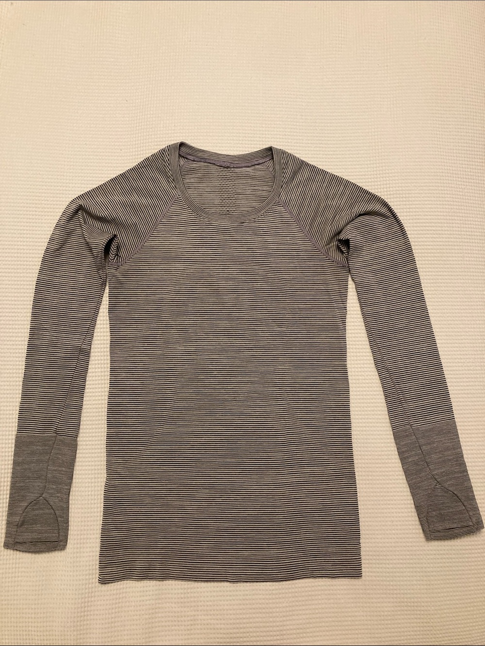 lululemon athletica Long Sleeve Striped Tee in Gray and White